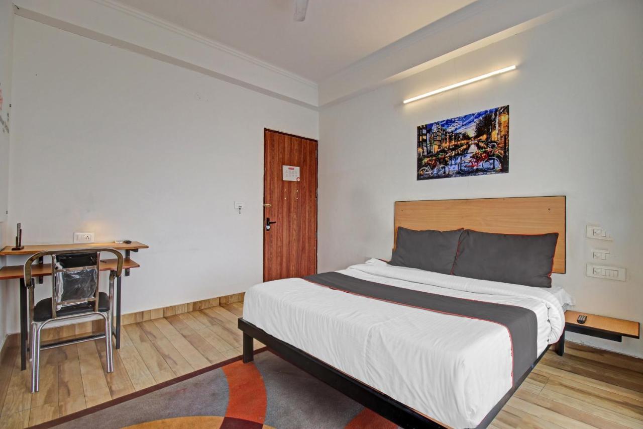 Hotel Super Townhouse Kachnar House Vikas Nagar Hasanganj Exteriér fotografie