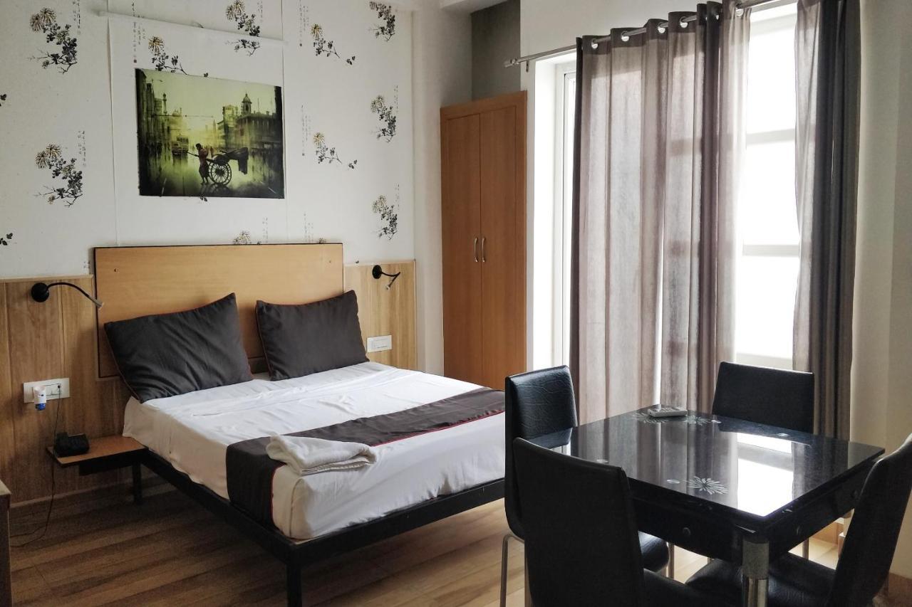 Hotel Super Townhouse Kachnar House Vikas Nagar Hasanganj Exteriér fotografie