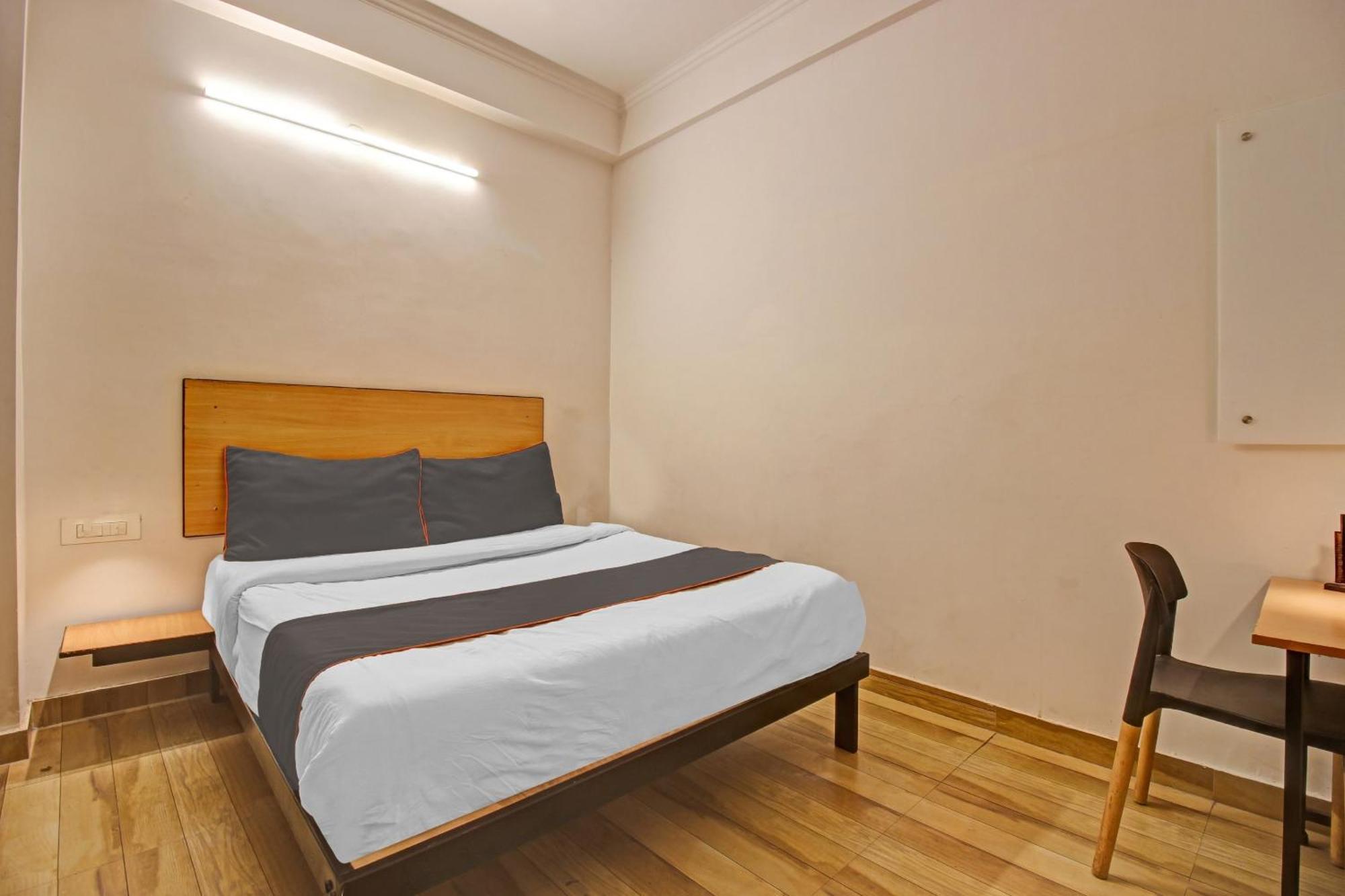 Hotel Super Townhouse Kachnar House Vikas Nagar Hasanganj Exteriér fotografie